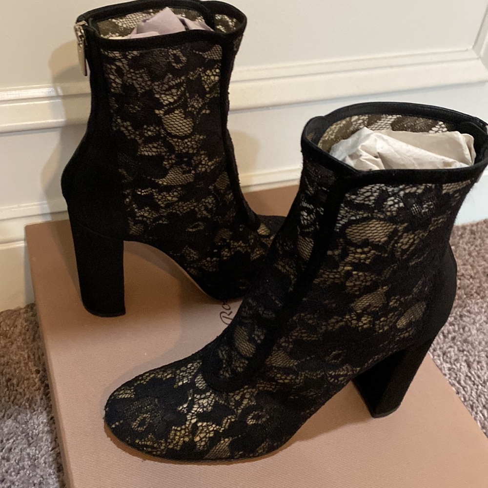 Gianvito Rossi Lace Booties